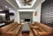 Cho thuê căn hộ chung cư Vũ Phạm Hàm 96m2, 2 ngủ, 15 Triệu - Full đồ